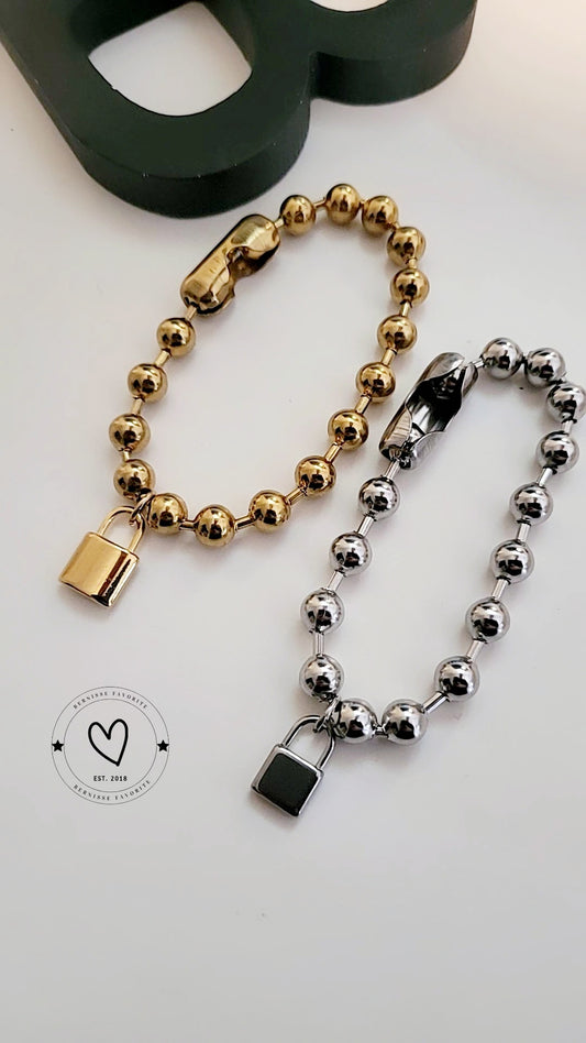 Padlock bracelet