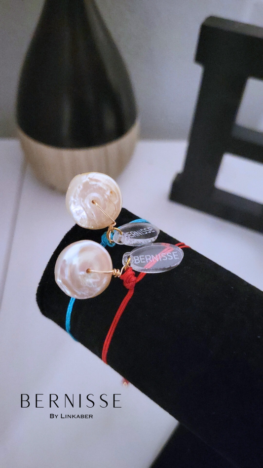 Coin pearl bracelet